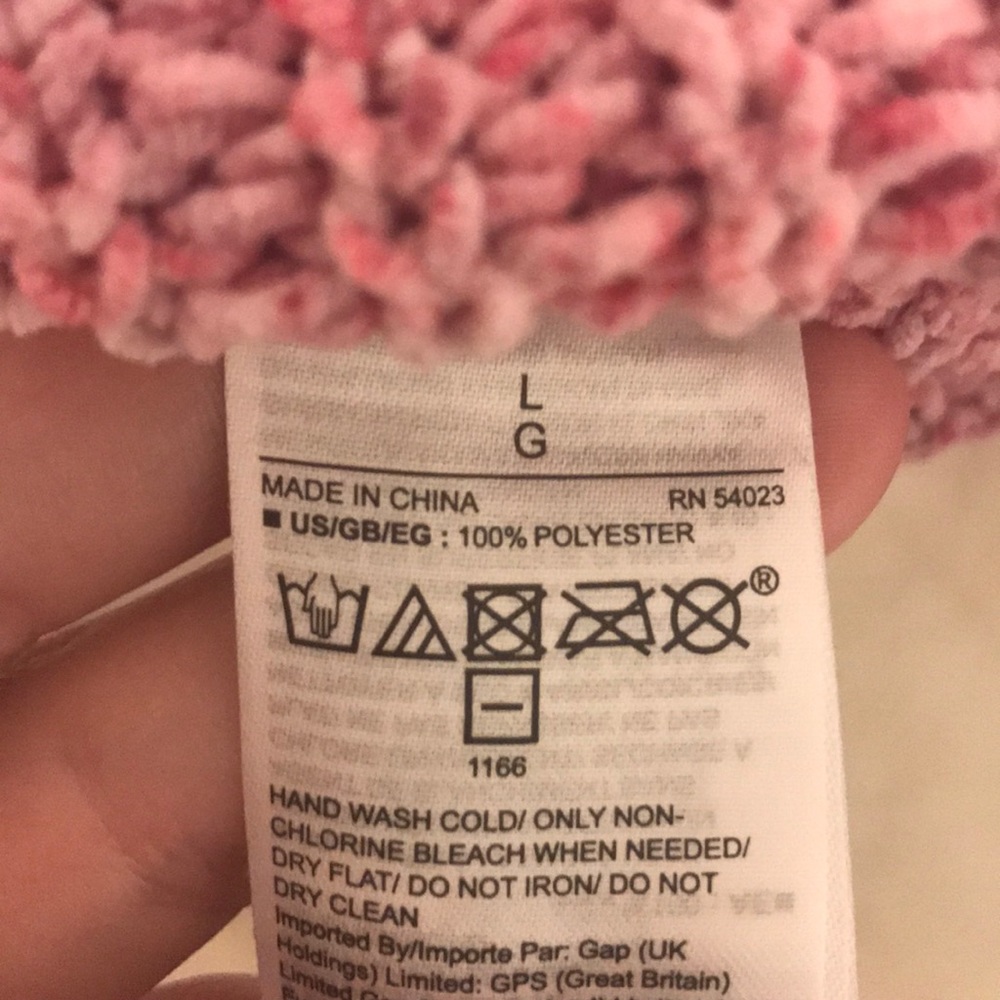WORN ONCE//GAP Sweater - Picture 2 of 2